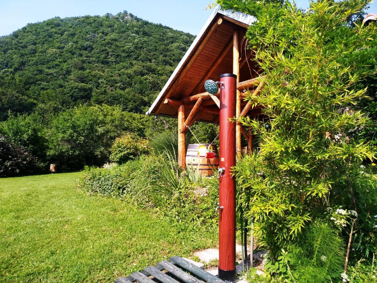 Na Okic - A Private Forest Oasis Sveti Martin pod Okicem Exterior photo